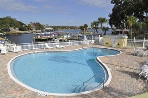фото отеля Homosassa Riverside Resort