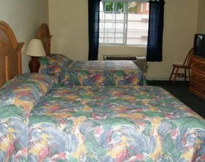 фото отеля Royal Inn Torrington