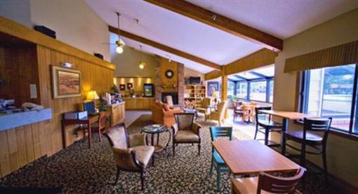 фото отеля AmericInn Motel & Suites St. Peter