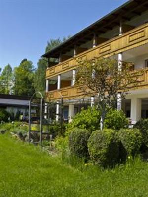 фото отеля Strand und Familienhotel Seehof