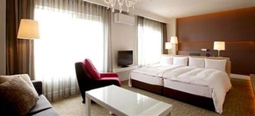 фото отеля Clayton Bay Hotel