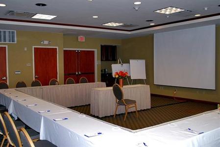 фото отеля Hilton Garden Inn Houston/The Woodlands