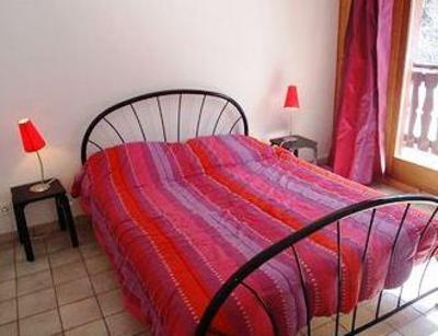 фото отеля Chatel Tour Apartments