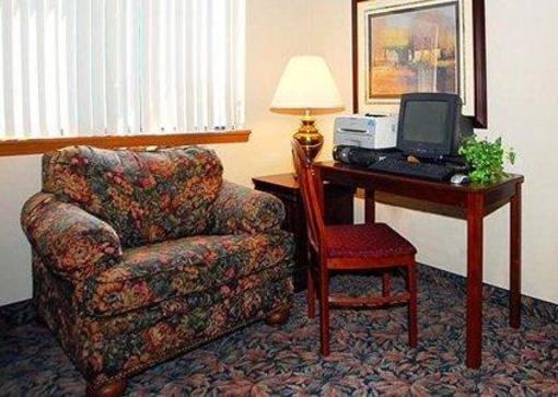 фото отеля Comfort Inn Lebanon (Indiana)