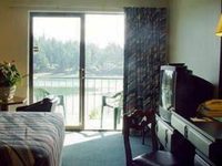 Oyster Bay Inn