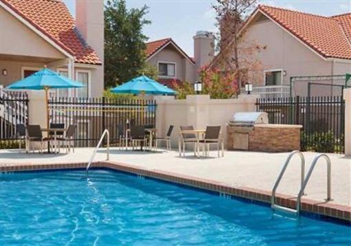 фото отеля Residence Inn Dallas Las Colinas