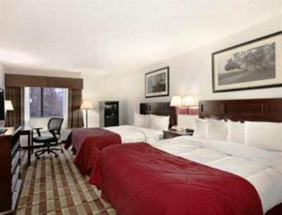 фото отеля Baymont Inn & Suites Boston Heights