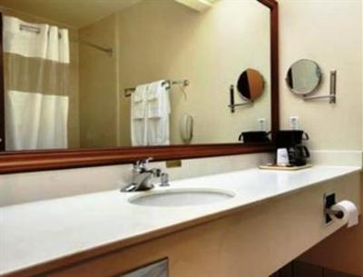 фото отеля Baymont Inn & Suites Boston Heights