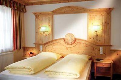 фото отеля Hotel Waidringerhof