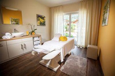 фото отеля Hotel Waidringerhof