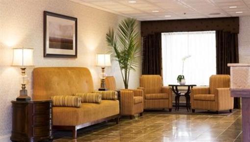 фото отеля Radisson Hotel and Suites Chelmsford Lowell