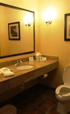 фото отеля Comfort Suites Wilson