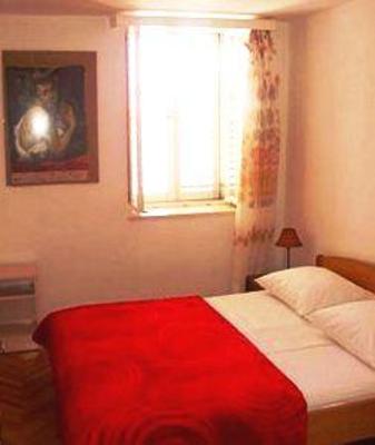 фото отеля Old Town Ivona Rooms