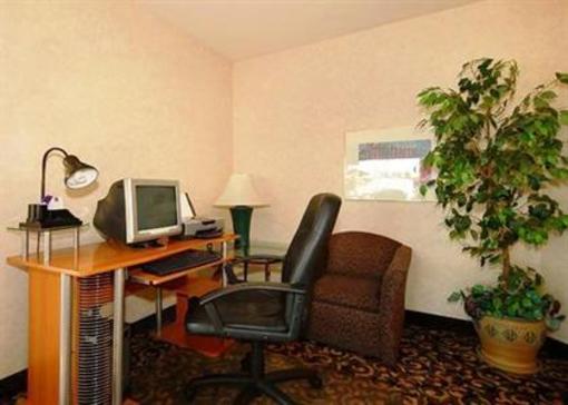 фото отеля Quality Inn Mesa Superstition Springs