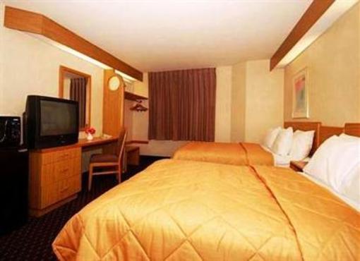фото отеля Quality Inn Mesa Superstition Springs