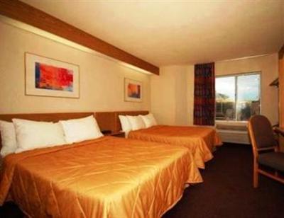 фото отеля Quality Inn Mesa Superstition Springs