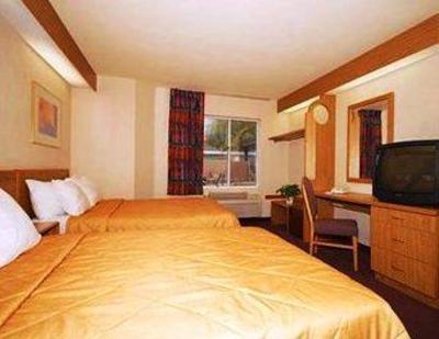 фото отеля Quality Inn Mesa Superstition Springs