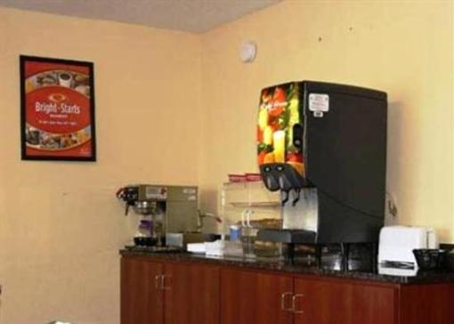 фото отеля Econo Lodge Inn & Suites Chattanooga East Ridge
