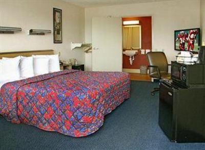 фото отеля Red Roof Inn Laredo