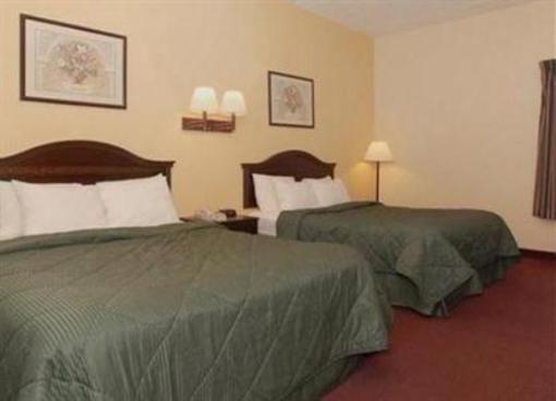 фото отеля Comfort Inn Sellersburg