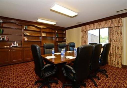 фото отеля Quality Inn & Suites University Airport