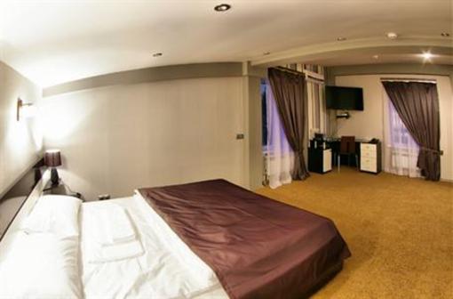 фото отеля Nyvky Plaza Hotel