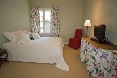 фото отеля Carlton Gore Bed & Breakfast