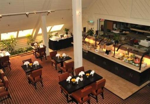 фото отеля Park Inn by Radisson Fresno