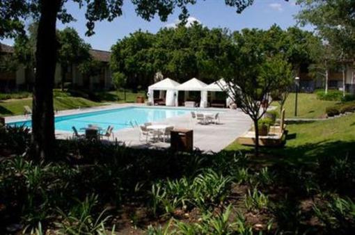 фото отеля Park Inn by Radisson Fresno