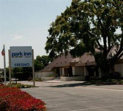 фото отеля Park Inn by Radisson Fresno