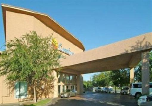 фото отеля Comfort Inn Fresno