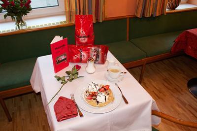 фото отеля Vier Jahreszeiten Hotel