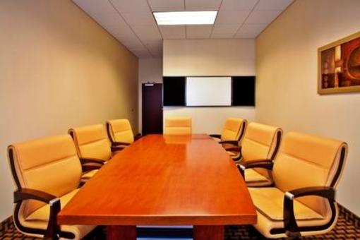 фото отеля Holiday Inn Express Hotel & Suites Orlando-Ocoee East