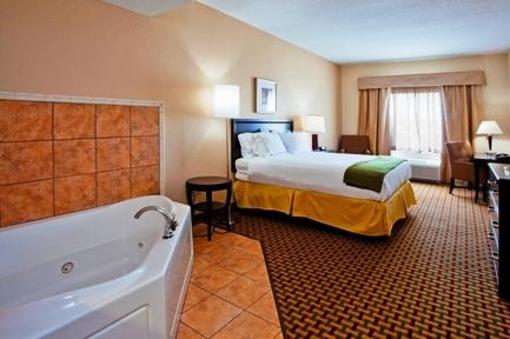 фото отеля Holiday Inn Express Hotel & Suites Orlando-Ocoee East