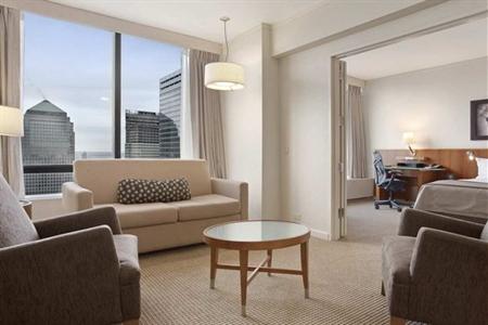 фото отеля Millenium Hilton