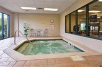 фото отеля Wingate by Wyndham at Orlando International Airport