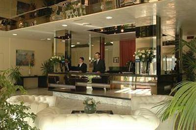 фото отеля Hotel Vittoria Riccione