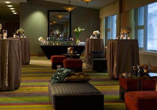 фото отеля Renaissance New Orleans Pere Marquette Hotel