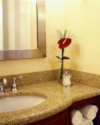 фото отеля Le Parc Suites Hotel