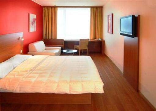 фото отеля Star Inn Hotel Salzburg Airport