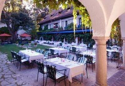 фото отеля Hotel Schloss Leonstain