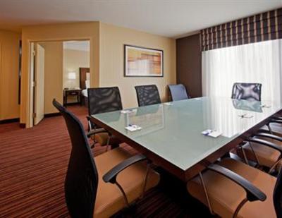 фото отеля Holiday Inn Express Hotel & Suites Belmont (California)