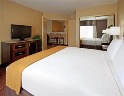 фото отеля Holiday Inn Express Hotel & Suites Belmont (California)