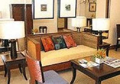 фото отеля Crown Regency Suites Mactan