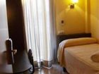 фото отеля Hostal Sant Sadurni d'Anoia