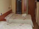 фото отеля Hostal Sant Sadurni d'Anoia