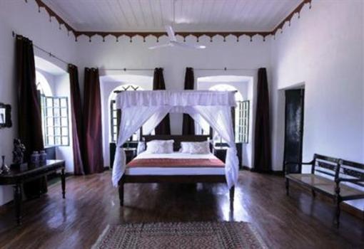 фото отеля Annex Little Siolim Hotel