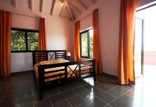 фото отеля Annex Little Siolim Hotel