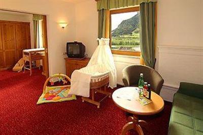 фото отеля Hotel Babymio Kirchdorf in Tirol