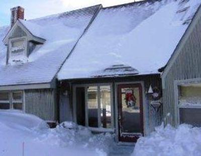 фото отеля Ann's Point Cottages